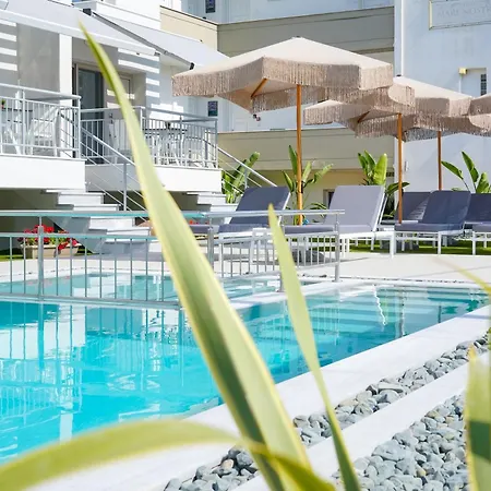 Ξενοδοχείο με διαμερίσματα Sourinis Luxury Λιμενάρια