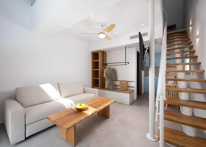 Sourinis Luxury Lägenhetshotell 4*