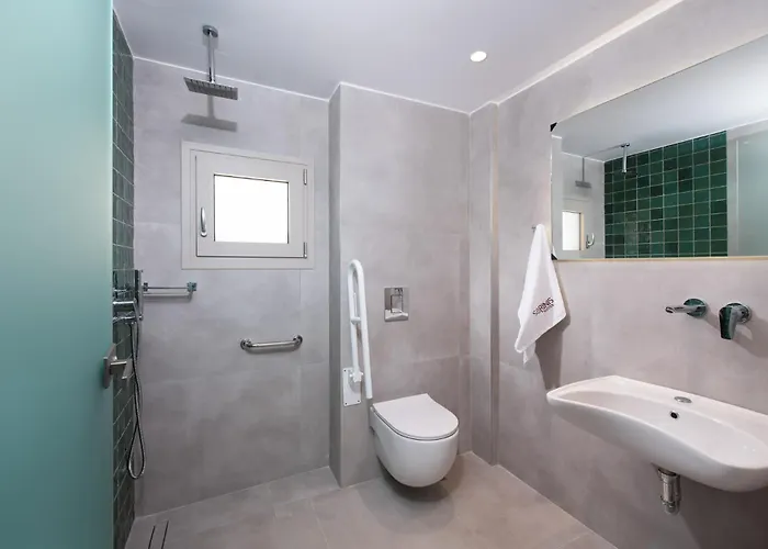 Lägenhetshotell Sourinis Luxury 4*