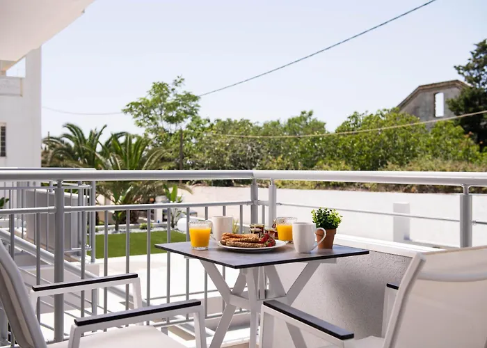 Lägenhetshotell Sourinis Luxury 4*