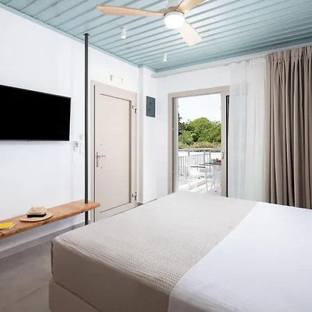 Sourinis Luxury Aparthotel