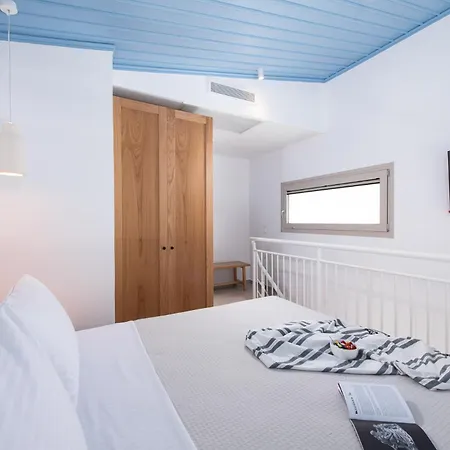 Sourinis Luxury Aparthotel